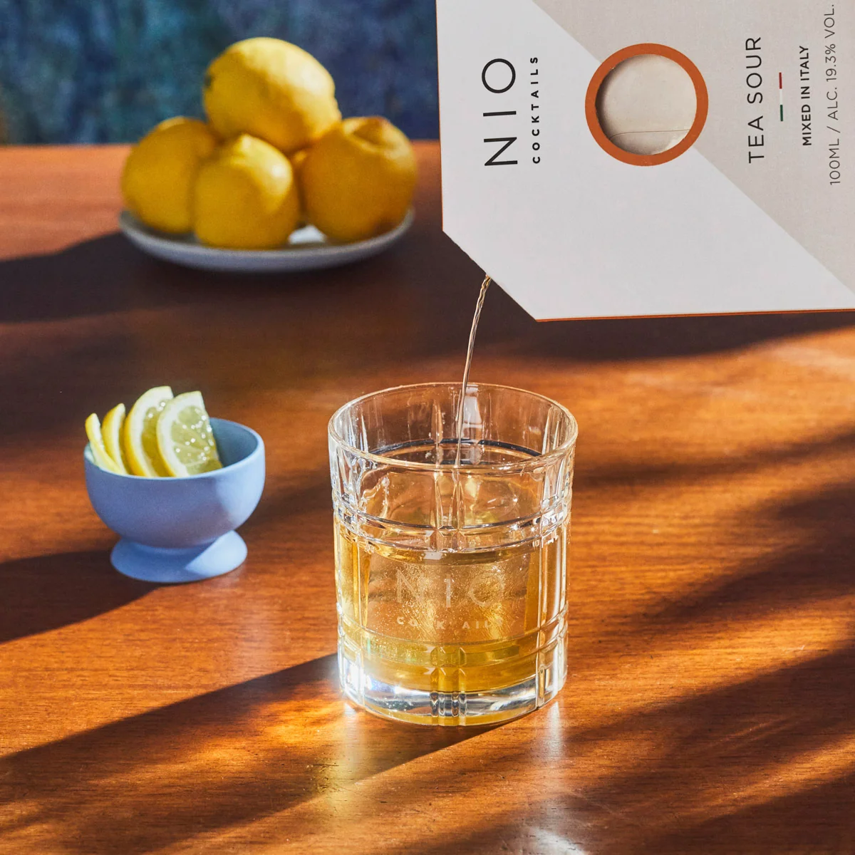 Bild: NIO Cocktails - Tea Sour 0,1l - fertig gemixter Cocktail 100ml, 19,3% Vol.